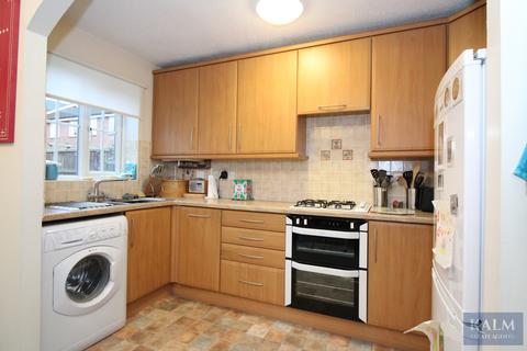3 Chapel Way, Henlow, SG16 6PB