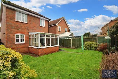 3 Chapel Way, Henlow, SG16 6PB