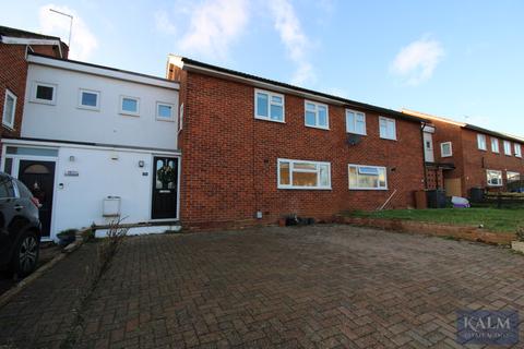 39 Mandeville, Stevenage, SG2 8JJ