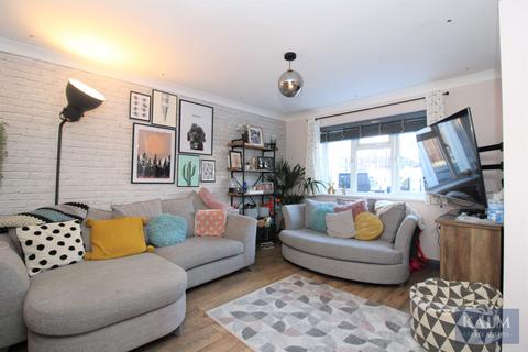39 Mandeville, Stevenage, SG2 8JJ