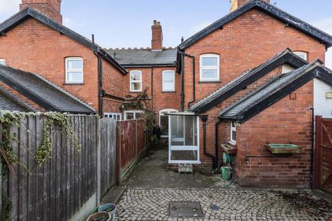 66 Bargates, Leominster, HR6 8EY