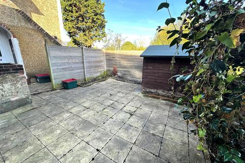 49 Elmcroft Close, Feltham, TW14 9HJ