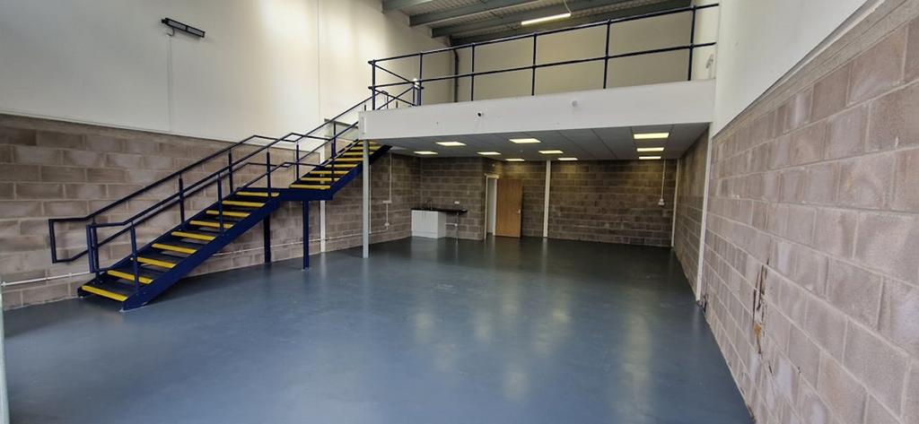 Warehouse to rear.jpg