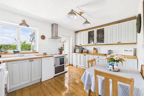 Tekapo Derriton Road, Pyworthy, Holsworthy, EX22 6JZ