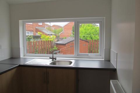 2 bedroom flat to rent, Lisle Street, Wallsend NE28