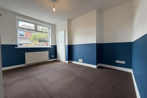 2 bedroom flat to rent, Lisle Street, Wallsend NE28