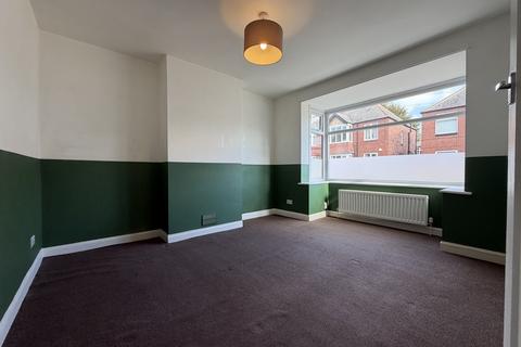 2 bedroom flat to rent, Lisle Street, Wallsend NE28