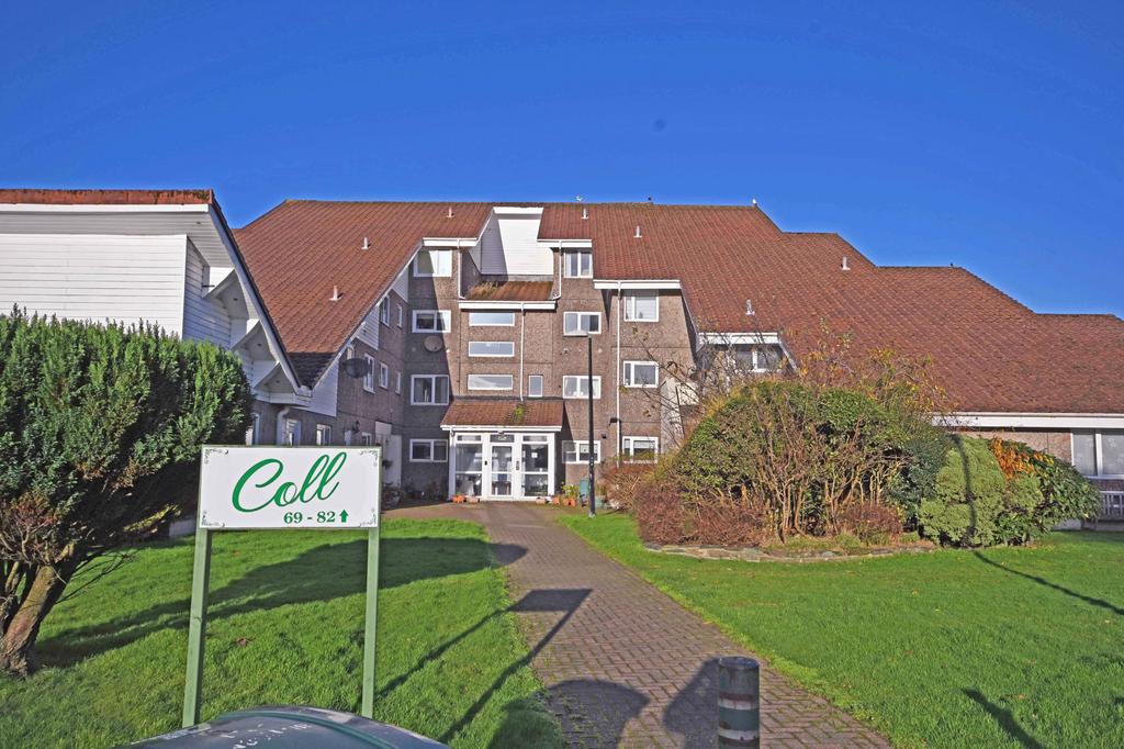 Fairhaven, Dunoon, Argyll, PA23 2 bed flat - £73,000