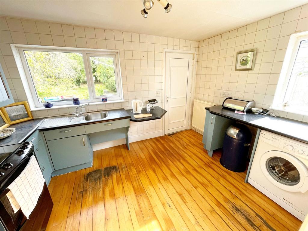 Mannings Lane, Hoole, Chester, CH2 2 bed bungalow £325,000