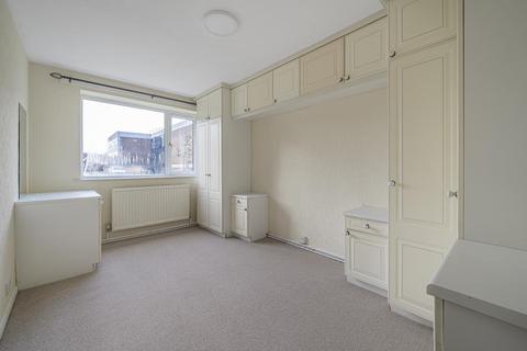 2 bedroom apartment to rent - Gladstone Court,  Chesham,  HP5