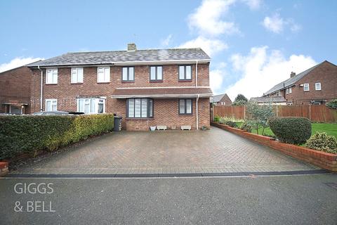 69 Exton Avenue, Luton, LU2 0LH
