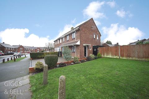 69 Exton Avenue, Luton, LU2 0LH