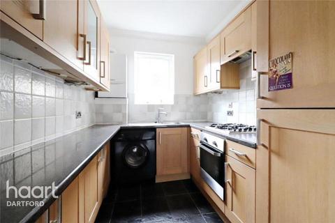 2 bedroom terraced house to rent, Gordon Road, Dartford