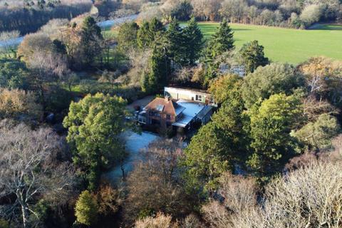 Blossoms Cobblershill, Little Hampden, Great Missenden, HP16 9PW