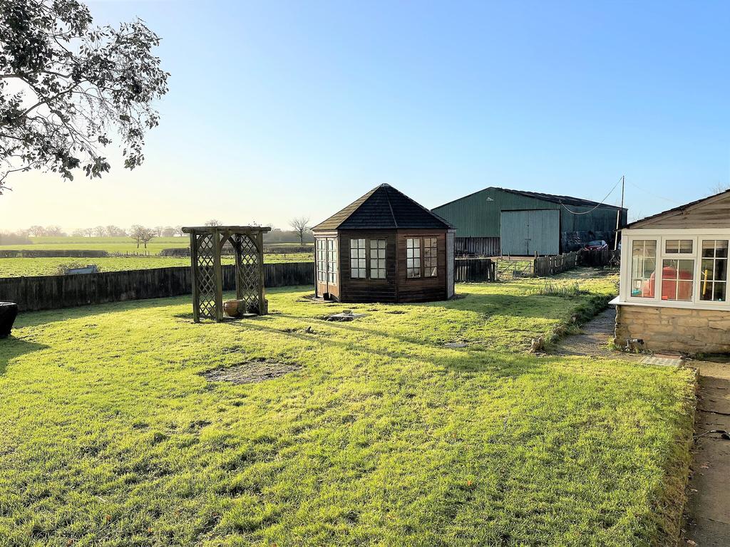 Great House Farm, Stour Row 3 bed farm house £1,700 pcm (£392 pw)
