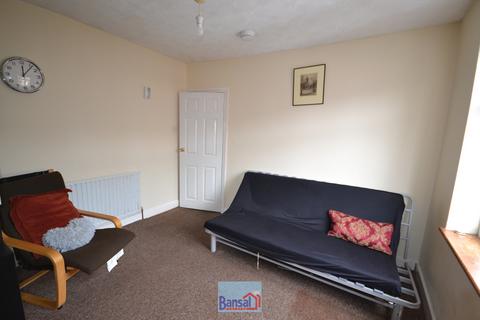 1 bedroom flat to rent, Shakleton Road, Earlsdon CV5