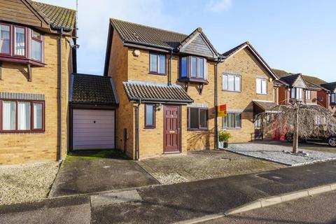 3 bedroom detached house to rent, Falcon Mead,  Bicester,  OX26