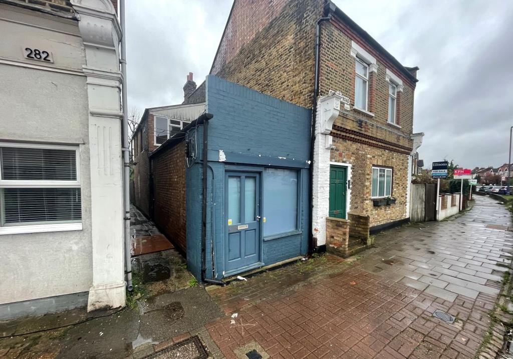 257A Queens Road, Wimbledon, London, SW19 8NY Property £375,000