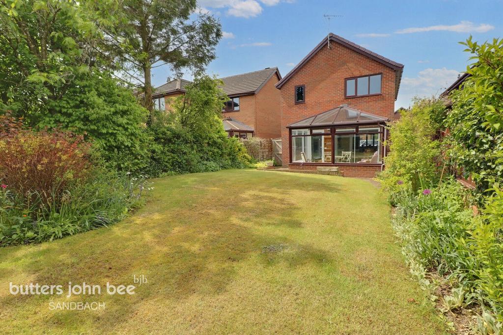 Boulton Close, Sandbach 4 bed detached house for sale £270,000