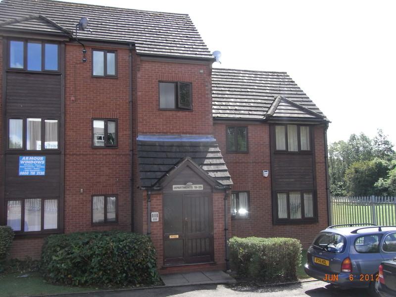 Winsford Court, Coventry, Warwickshire, CV5 9QY 2 bed flat £495 pcm