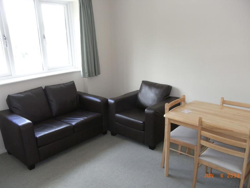 Winsford Court, Coventry, Warwickshire, CV5 9QY 2 bed flat £495 pcm