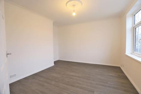 120 Doddsfield Road, Slough, SL2 2AJ