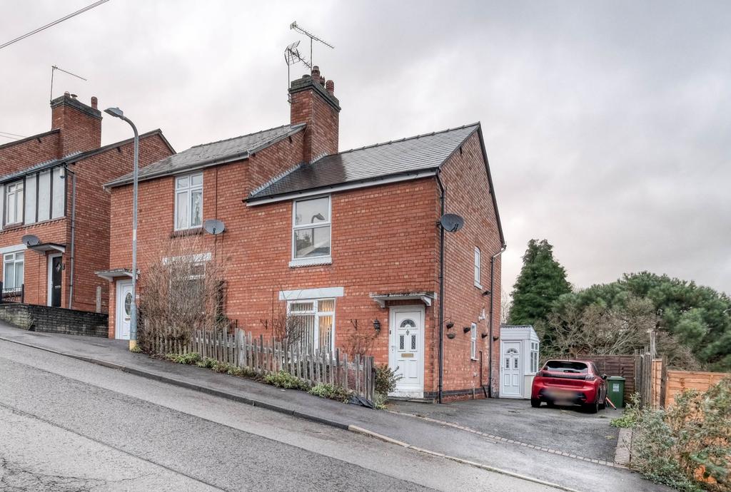 Parsons Road, Redditch, B98 7EQ 3 bed semidetached house £190,000