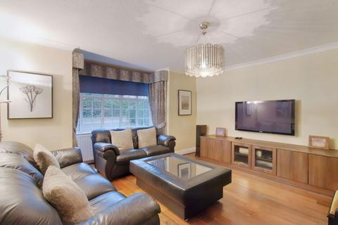 126 Waxwell Lane, Pinner, HA5 3ES