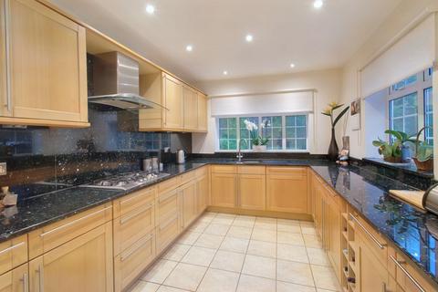 126 Waxwell Lane, Pinner, HA5 3ES