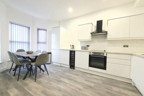 3 bedroom serviced apartment to rent - Banks Street, Blackpool
