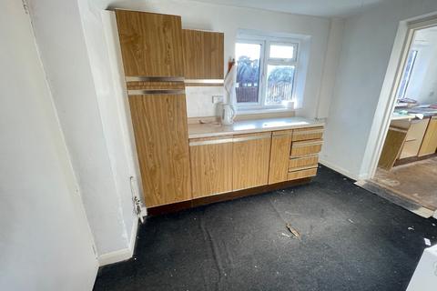 69 Edgewood Drive, Luton, LU2 8ER