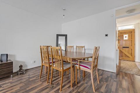 154 Stanley Road, Hounslow, TW3 1YT