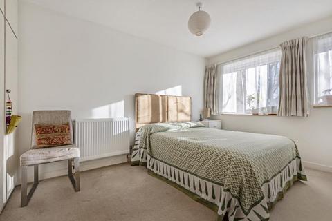 154 Stanley Road, Hounslow, TW3 1YT