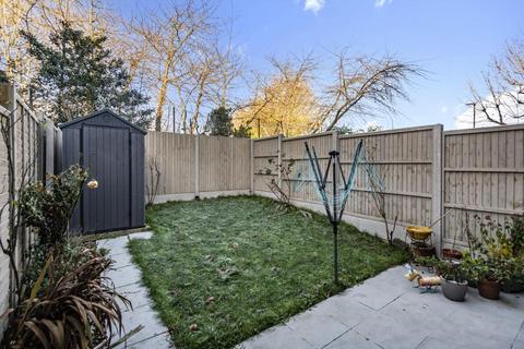 154 Stanley Road, Hounslow, TW3 1YT