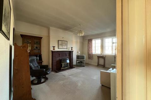 1 bedroom property for sale, Kew Road, Richmond, TW9