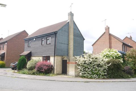 3 bedroom detached house to rent, Brackens Drive, Brentwood