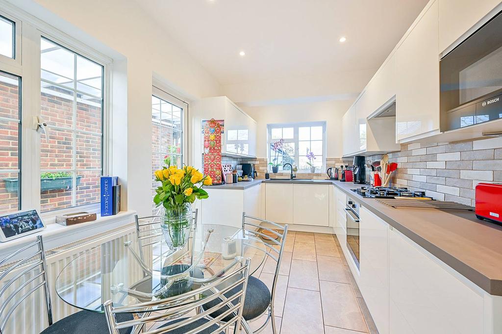 Bruton Way, Ealing, London, W13 4 bed semidetached house for sale £
