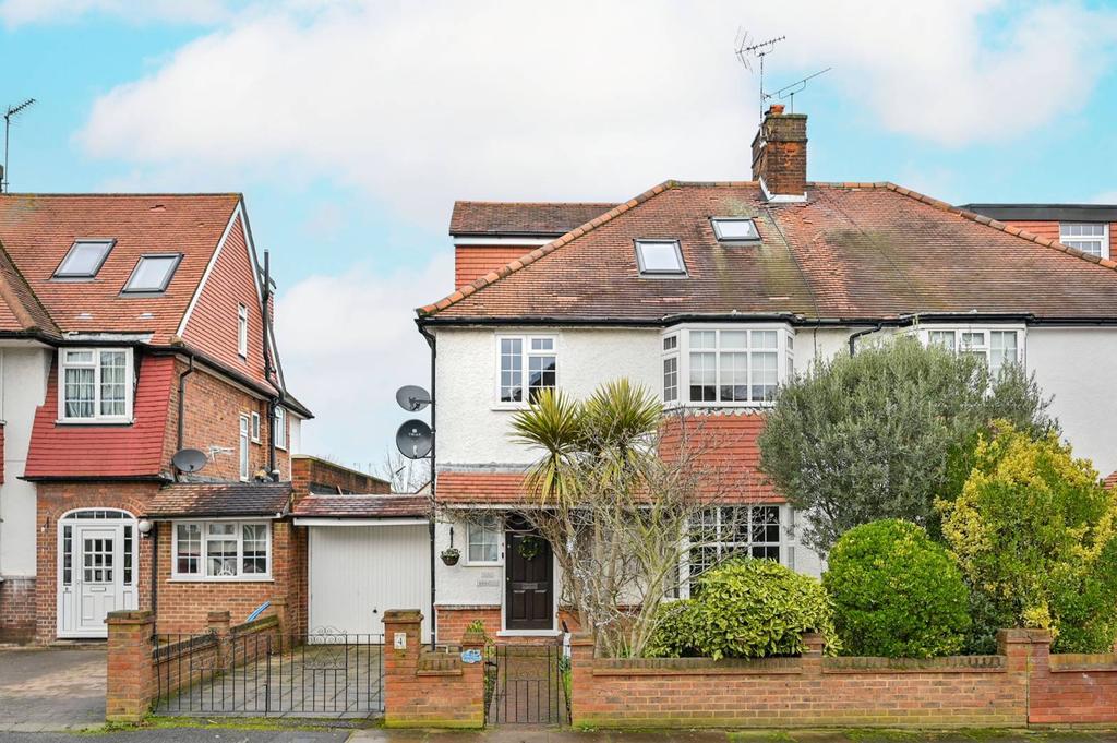 Bruton Way, Ealing, London, W13 4 bed semidetached house £1,350,000