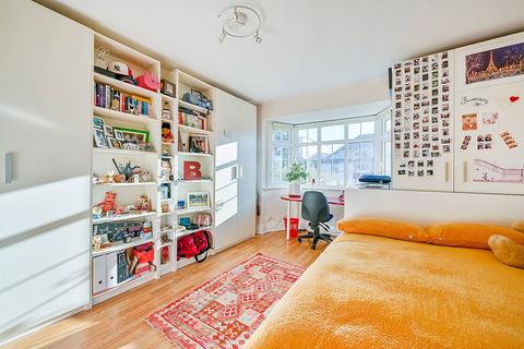 4 Bruton Way, London, W13 0BY