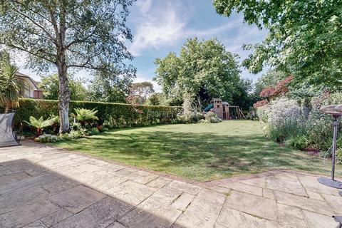 6 bedroom detached house to rent, Hampstead Garden Suburb N2