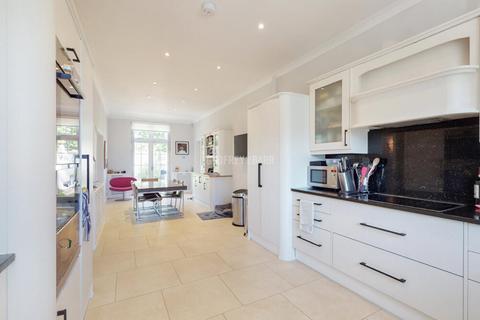 6 bedroom detached house to rent, Hampstead Garden Suburb N2