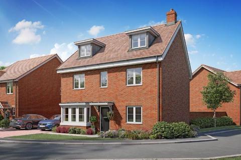 5 bedroom house for sale - Plot 305, The Windsor at Wycke Place, Atkins Crescent CM9