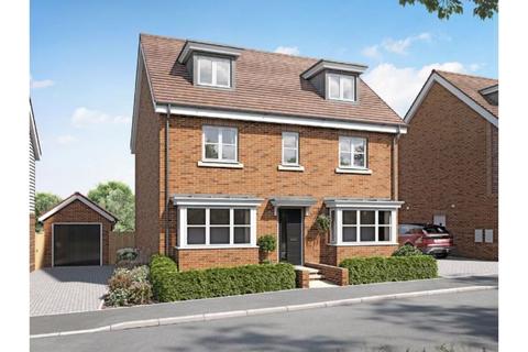 5 bedroom house for sale - Plot 121, The Walton  at Wycke Place, Atkins Crescent CM9