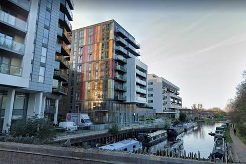 Office to rent - Matchmakers Wharf, E9