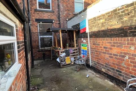 28 Brudenell Mount, Leeds, LS6 1HT