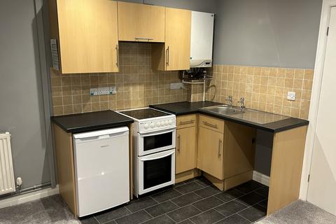 1 bedroom flat to rent, Howe Gardens, Kendal.