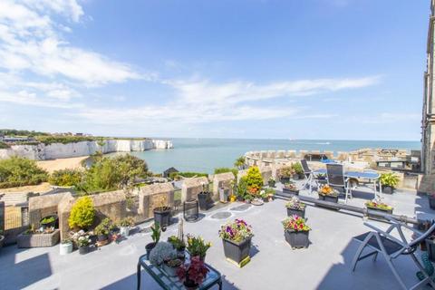 1 bedroom flat for sale, Joss Gap Road, Broadstairs, Kent