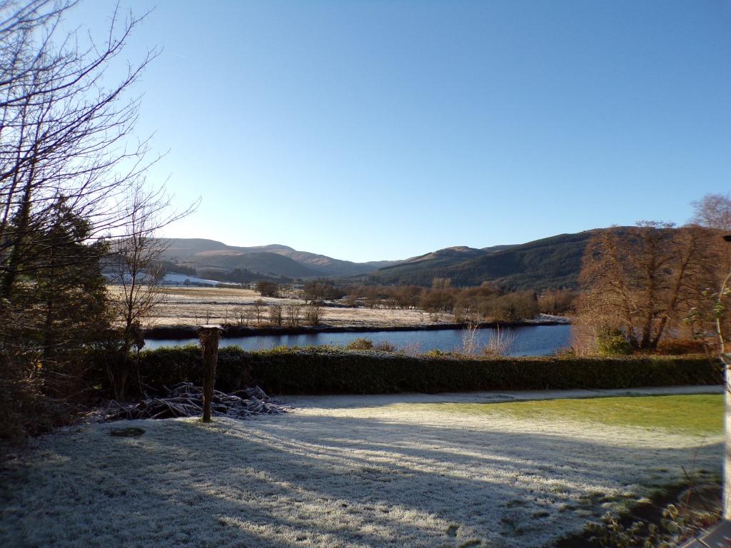 Kilmun, Dunoon, Argyll and Bute, PA23 3 bed flat to rent £1,000 pcm