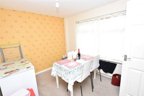 29 Moor Crescent Chase, Leeds, LS11 5UL