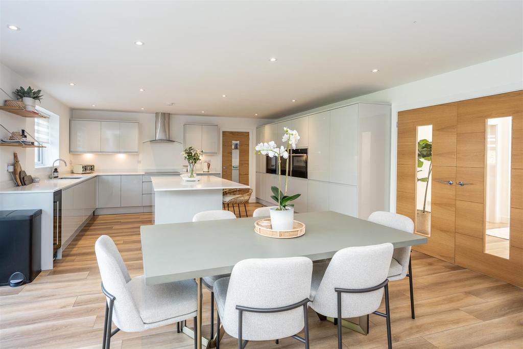 Hednesford Road, Rugeley 5 bed detached house for sale £750,000